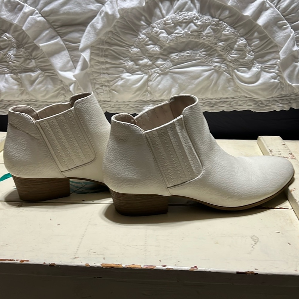 Melrose Ave Boots